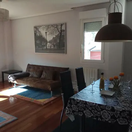 Apartamento Larrauri Apartman